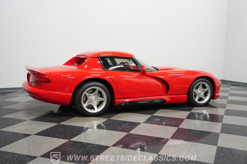 Dodge-Viper-1994-Viper-Red-Gray-30