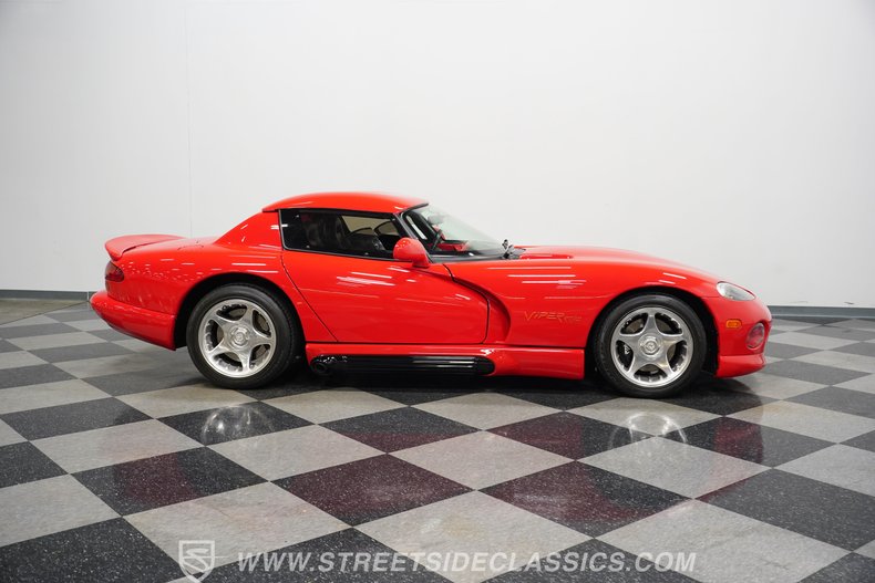 Dodge-Viper-1994-Viper-Red-Gray-31