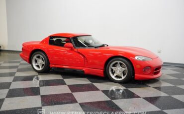 Dodge-Viper-1994-Viper-Red-Gray-32