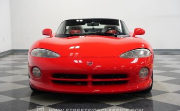 Dodge-Viper-1994-Viper-Red-Gray-34