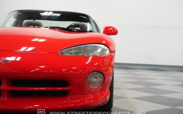 Dodge-Viper-1994-Viper-Red-Gray-36