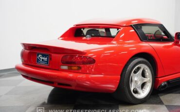 Dodge-Viper-1994-Viper-Red-Gray-42