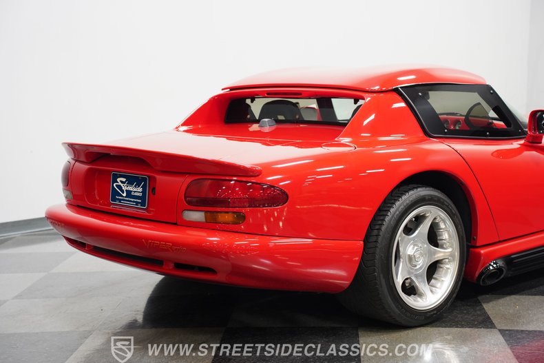 Dodge-Viper-1994-Viper-Red-Gray-42