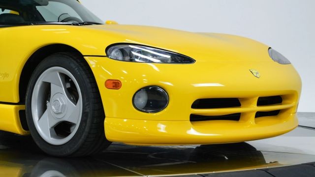 Dodge-Viper-1995-Convertible-14
