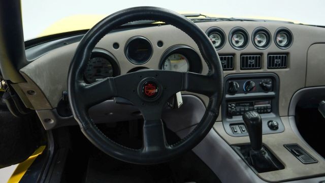 Dodge-Viper-1995-Convertible-23
