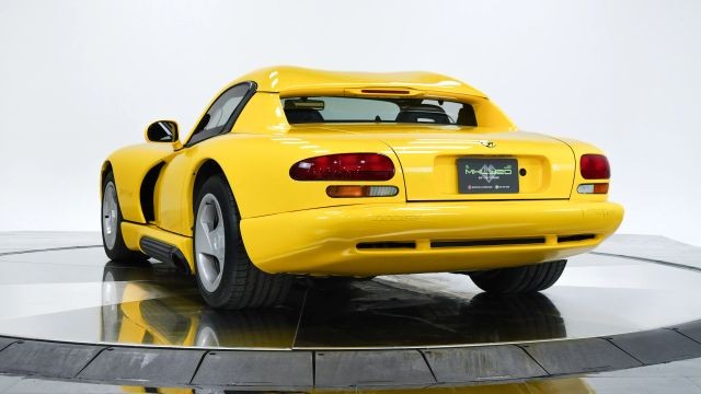 Dodge-Viper-1995-Convertible-4