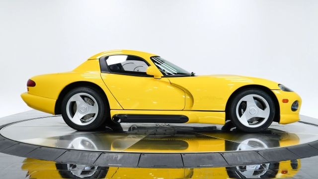 Dodge-Viper-1995-Convertible-8
