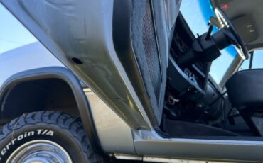 Dodge-W-Series-1992-11