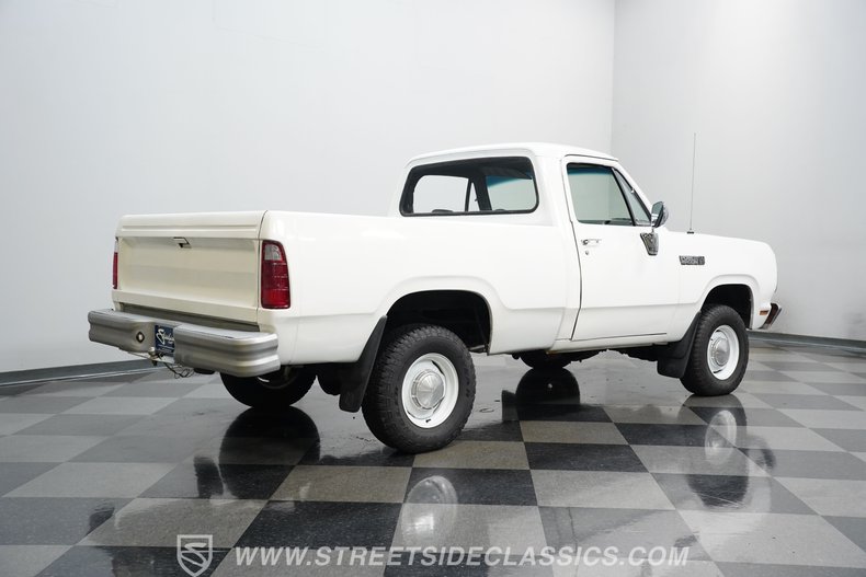 Dodge-W100-1979-White-Black-11