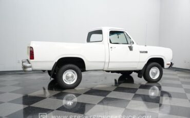 Dodge-W100-1979-White-Black-12