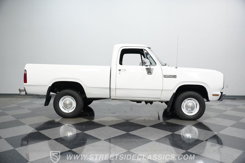 Dodge-W100-1979-White-Black-13