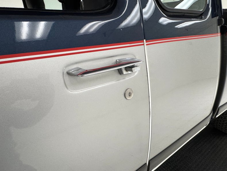 Dodge-W250-1992-Midnight-Blue-Metall-Dark-Gray-18