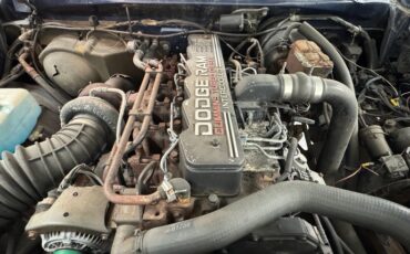 Dodge-W250-1992-Midnight-Blue-Metall-Dark-Gray-29