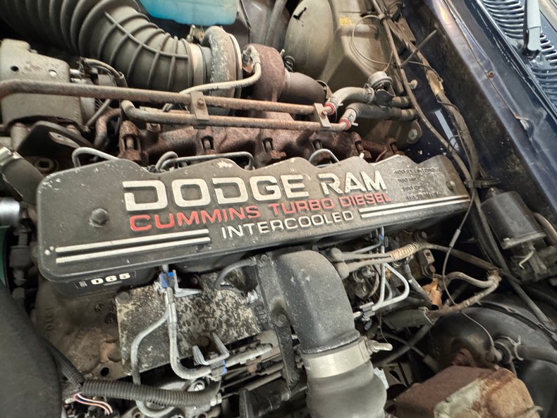 Dodge-W250-1992-Midnight-Blue-Metall-Dark-Gray-31