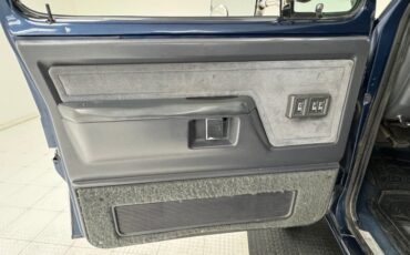 Dodge-W250-1992-Midnight-Blue-Metall-Dark-Gray-34