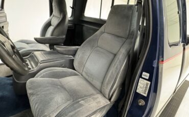 Dodge-W250-1992-Midnight-Blue-Metall-Dark-Gray-37