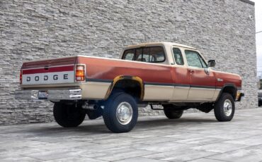 Dodge-W250-1993-Pickup-Truck-12