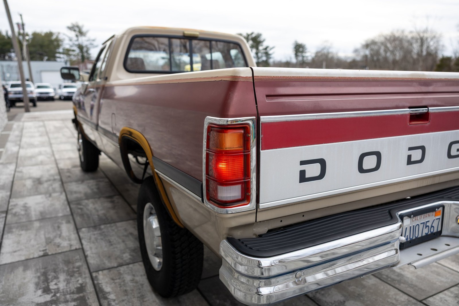 Dodge-W250-1993-Pickup-Truck-33