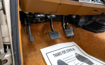 Dodge-W250-1993-Pickup-Truck-36