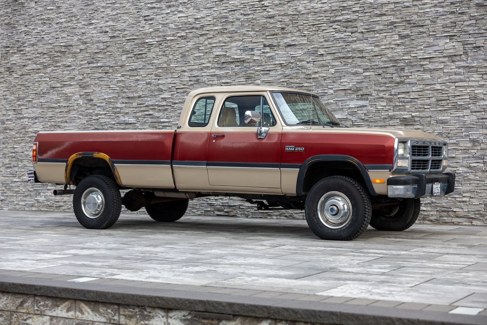 Dodge-W250-1993-Pickup-Truck-8