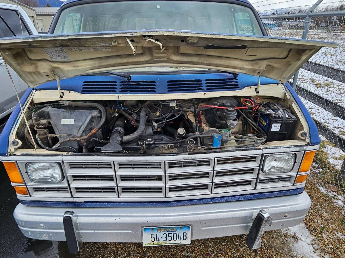 Dodge-b250-1986-blue-8