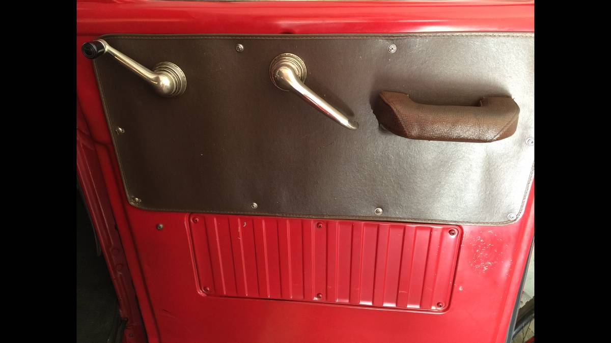 Dodge-b3-pickup-1951-red-11