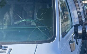 Dodge-b300-1977-white-7