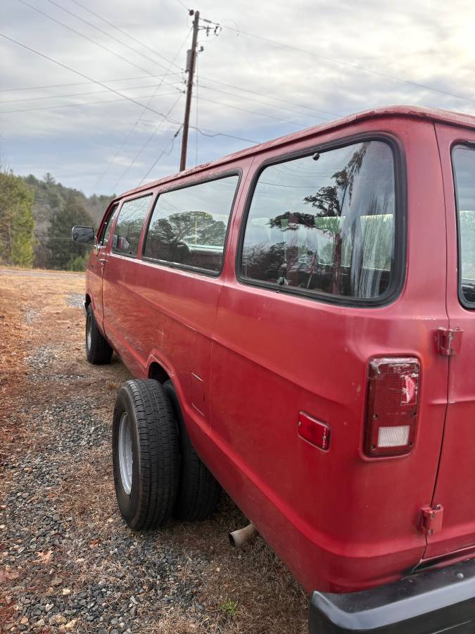 Dodge-b350-extended-1992-red-1