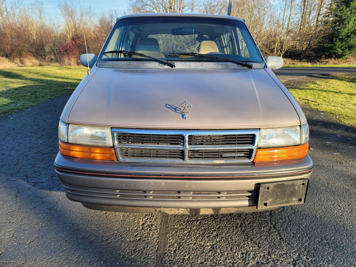 Dodge-caravan-1991-6