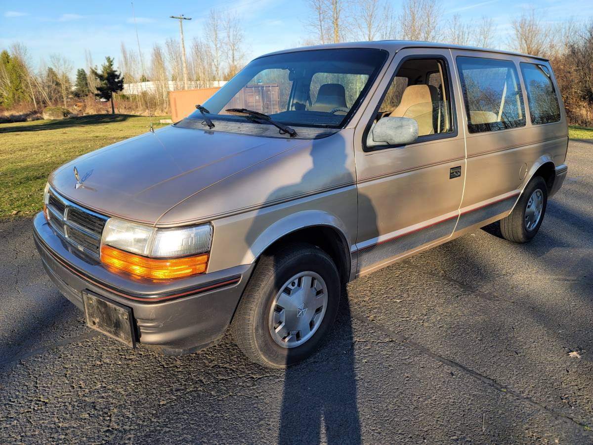 Dodge-caravan-1991