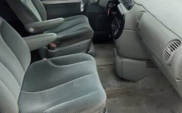 Dodge-caravan-1996-silver-11