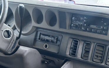 Dodge-cargo-van-2500-1995-white-2