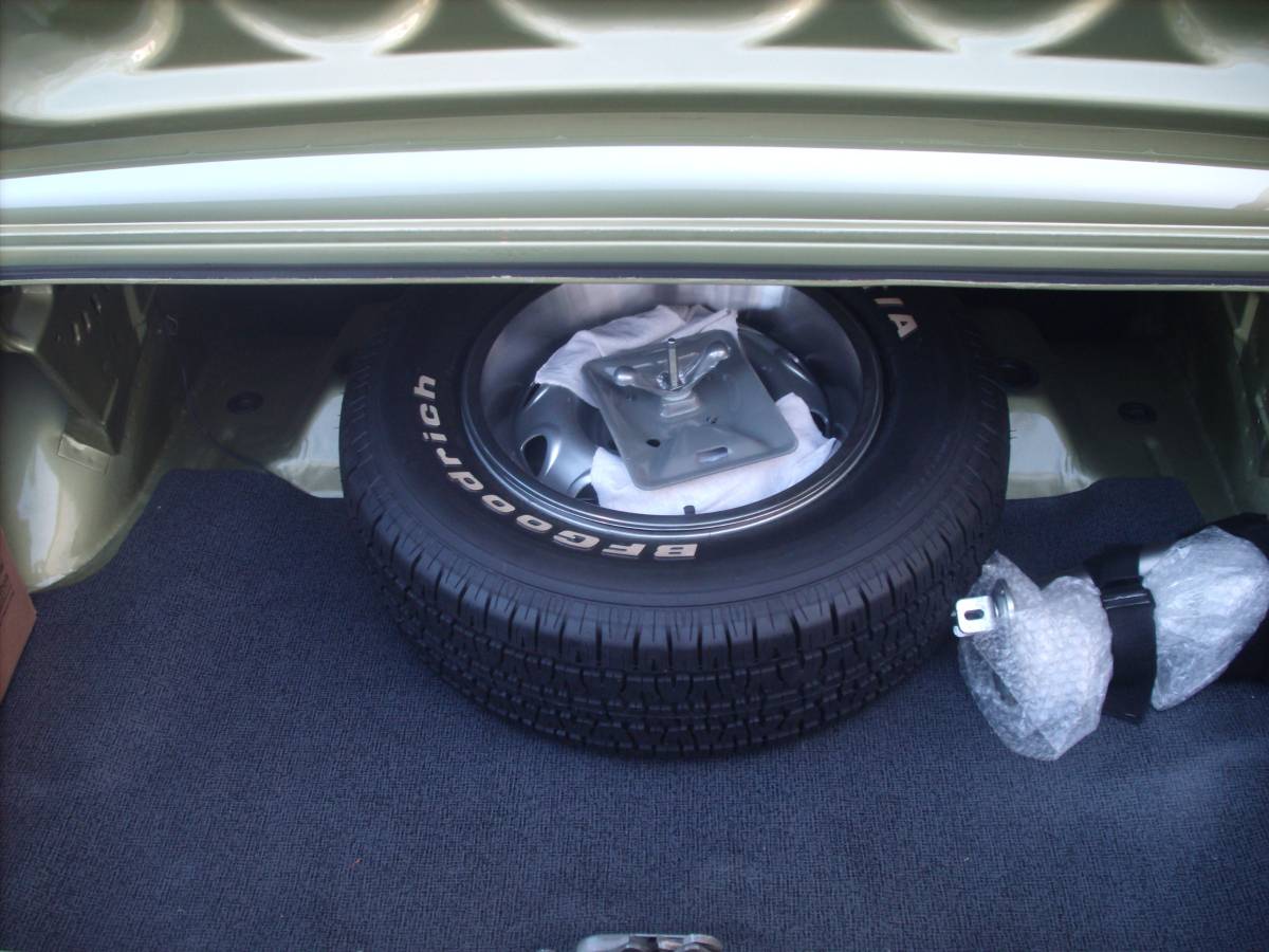 Dodge-challenger-1970-11