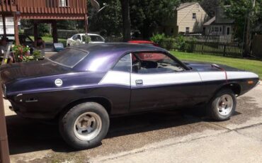 Dodge-challenger-1973-10