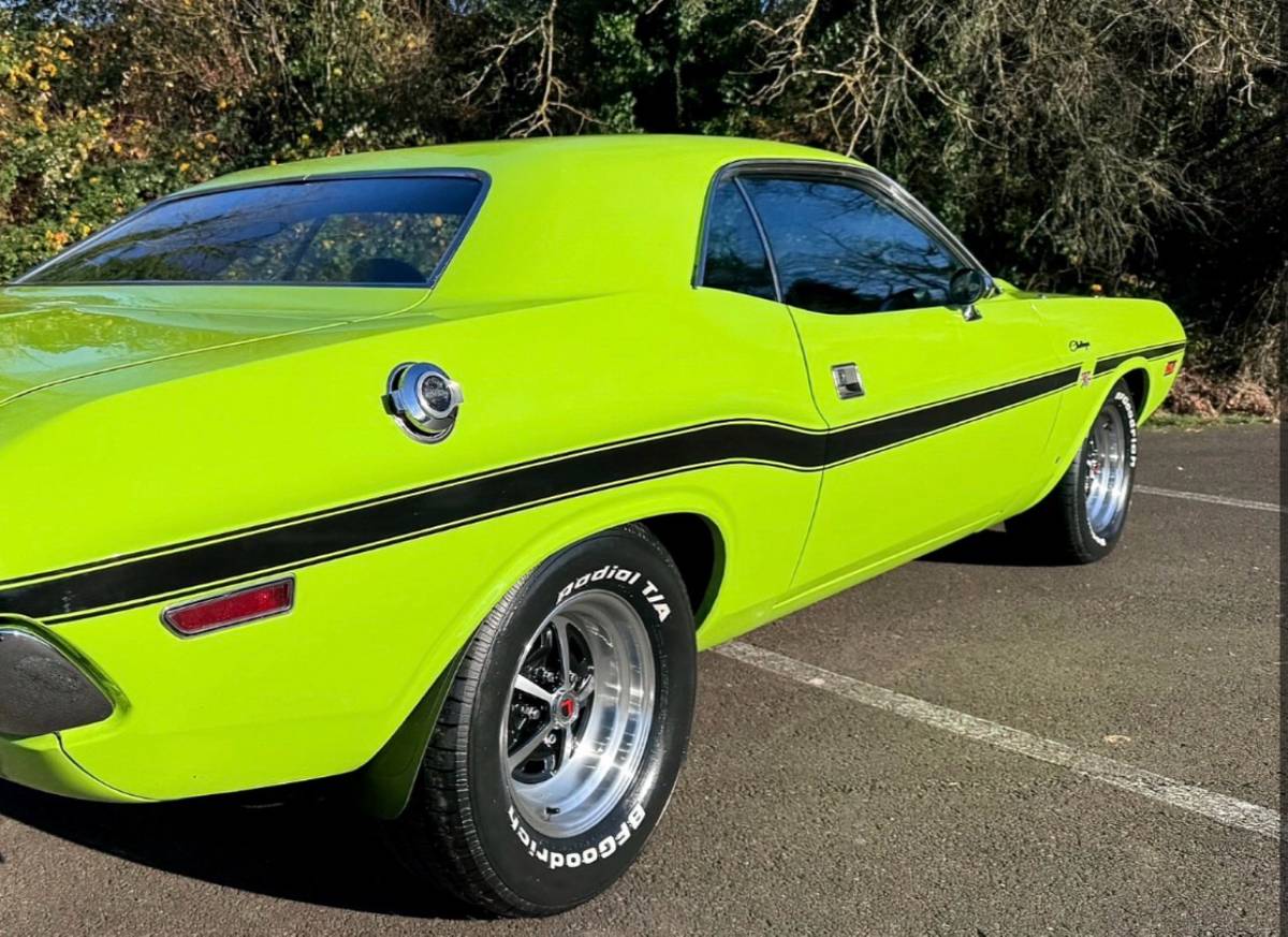 Dodge-challenger-rt-1970-green-5