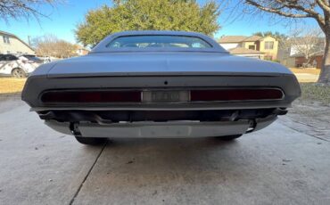 Dodge-challenger-rt-1970-purple-1