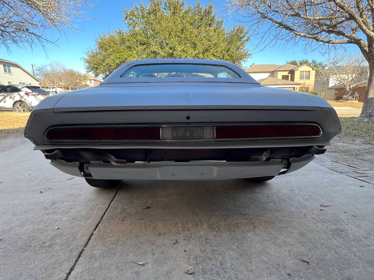 Dodge-challenger-rt-1970-purple-1