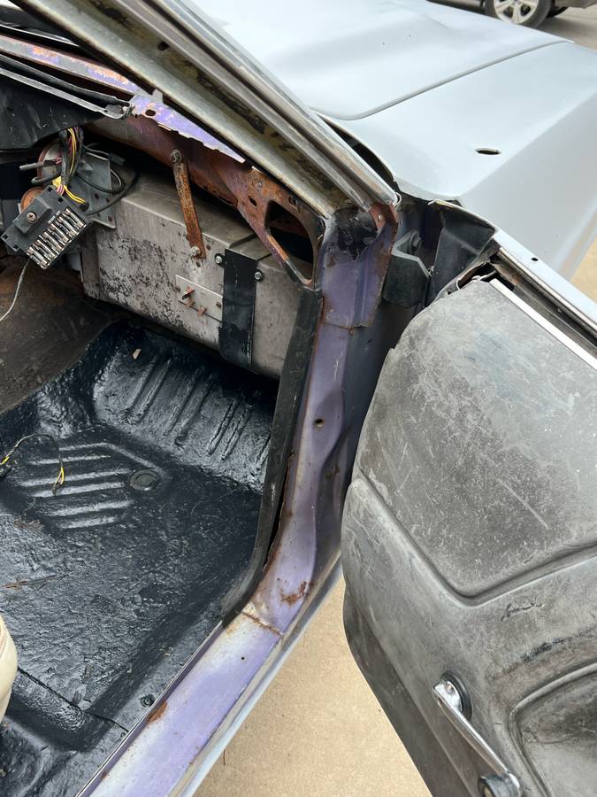 Dodge-challenger-rt-1970-purple-16