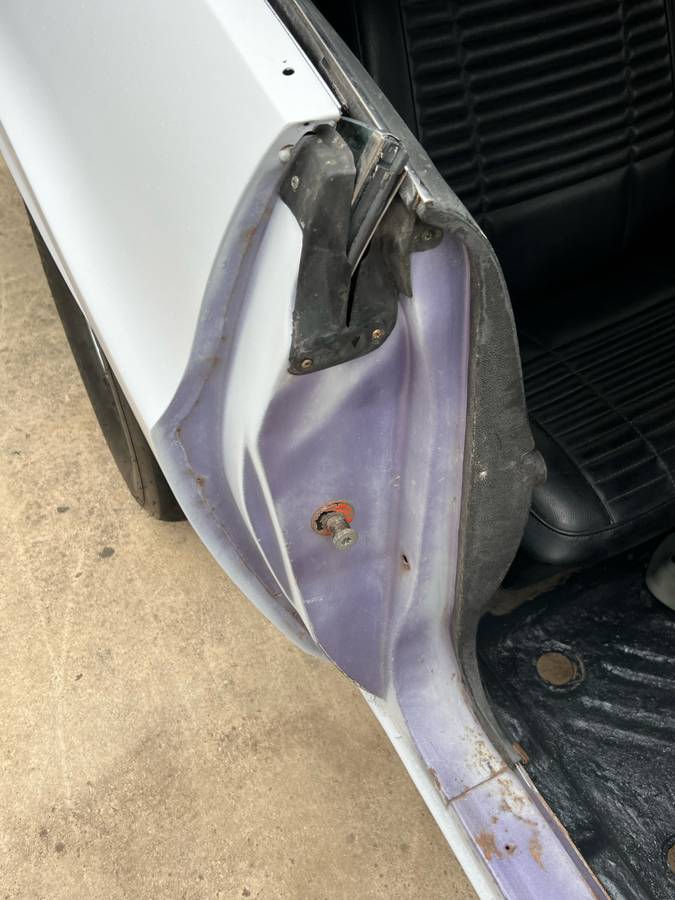 Dodge-challenger-rt-1970-purple-17