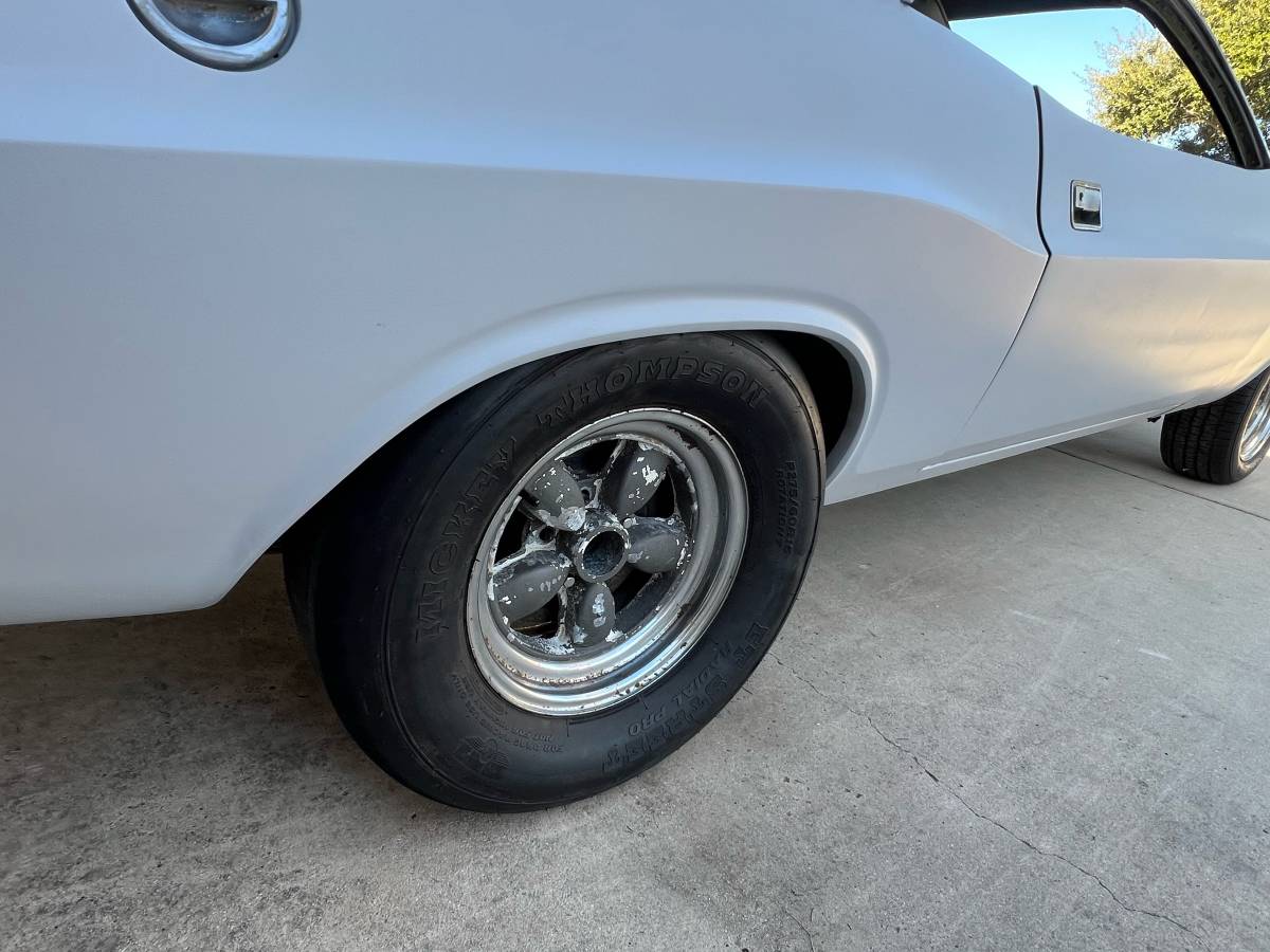 Dodge-challenger-rt-1970-purple-3