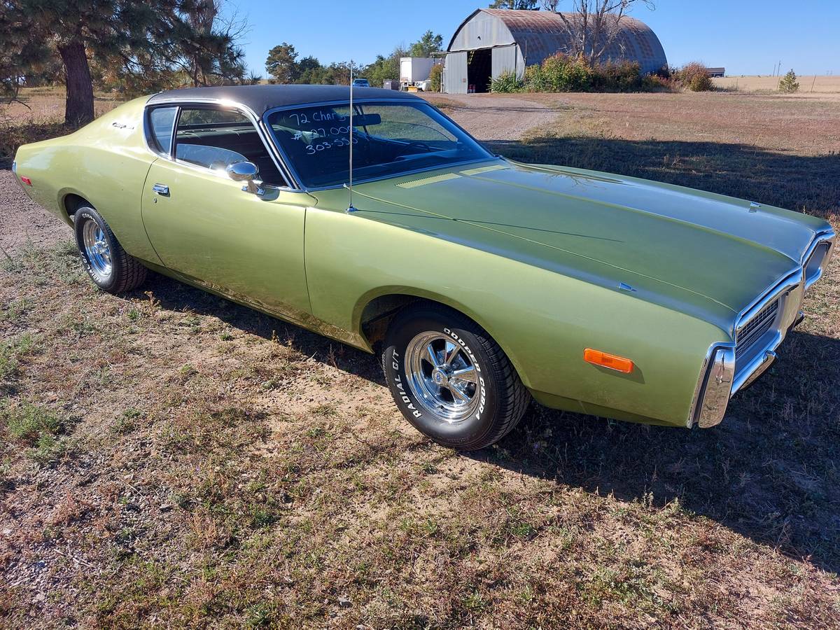 Dodge-charger-1972-green