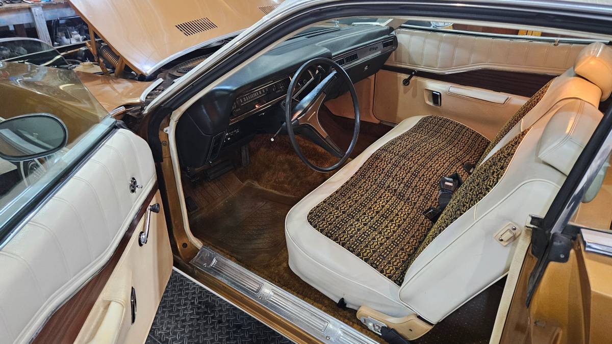 Dodge-charger-1973-12