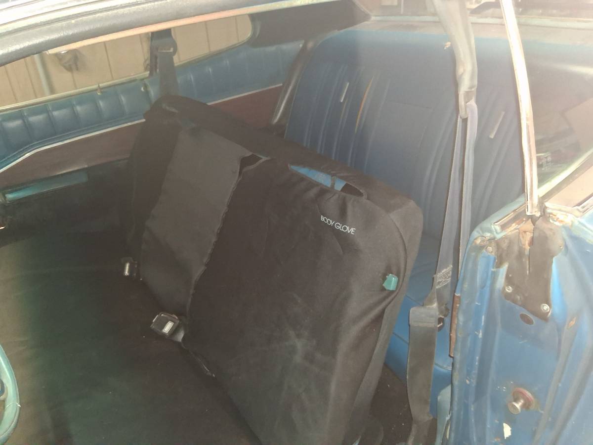 Dodge-charger-1974-5