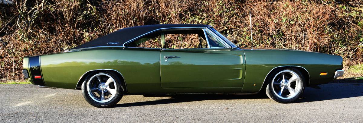 Dodge-charger-rt-1969-green-9