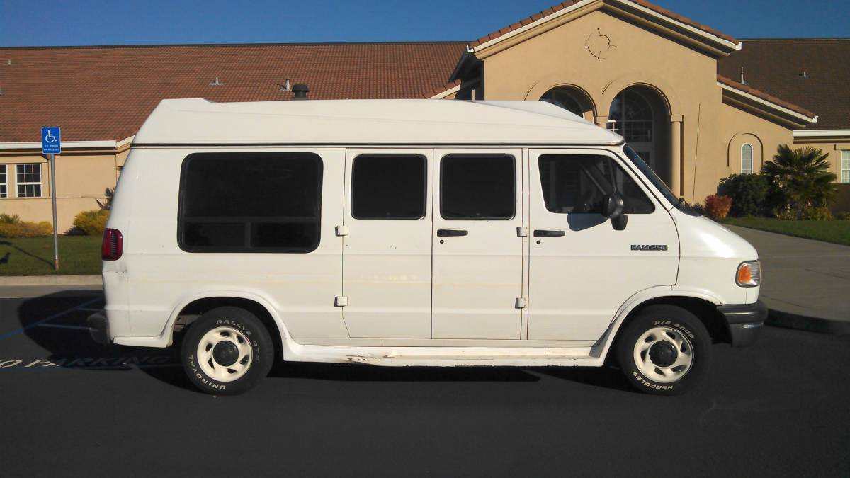 Dodge-conversion-va-1995-white-5