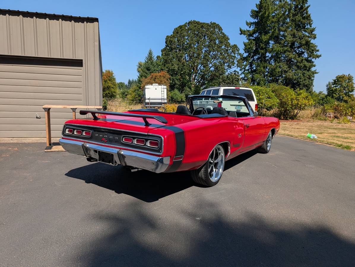 Dodge-coronet-1970-red-2