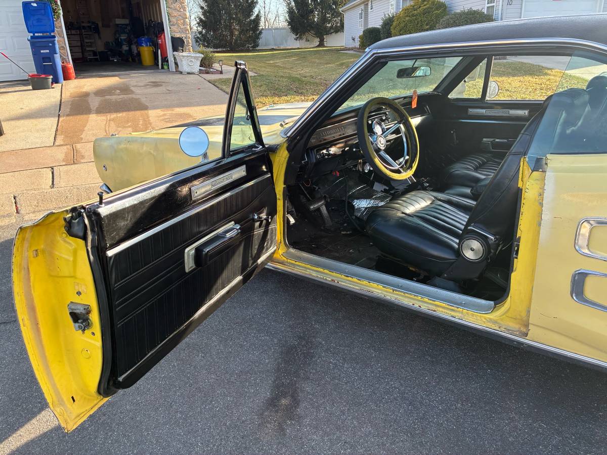 Dodge-coronet-500-1968-yellow-3