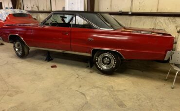Dodge-coronet-rt-1967-red-1