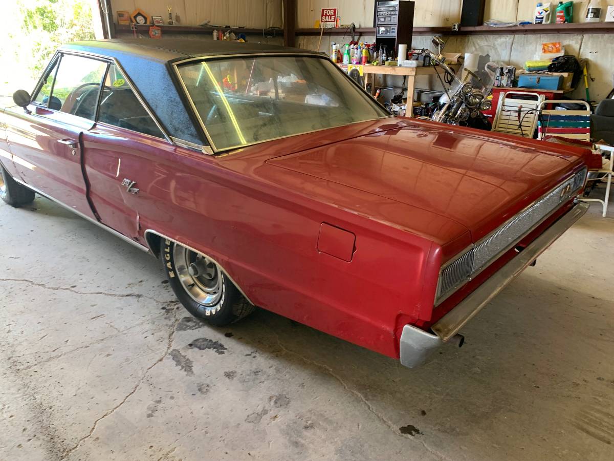 Dodge-coronet-rt-1967-red-15