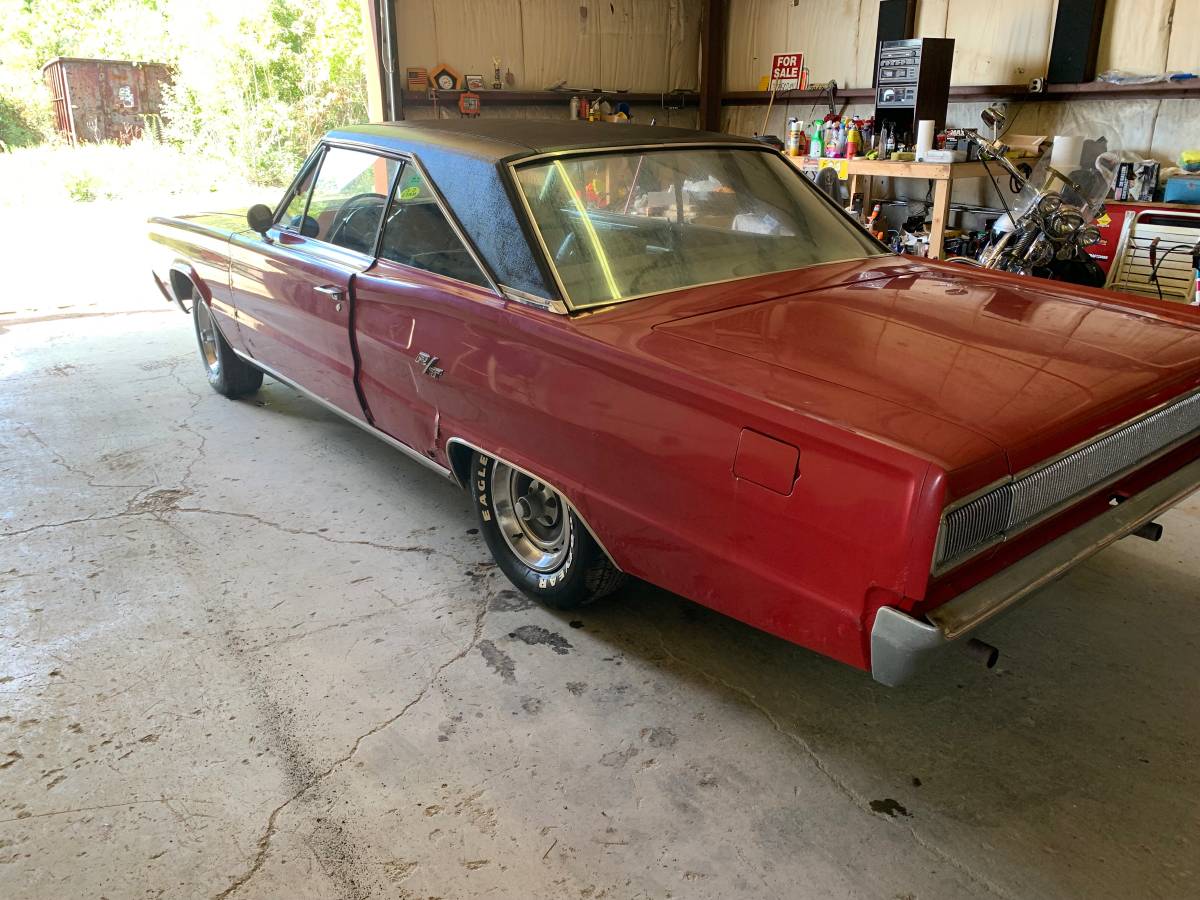 Dodge-coronet-rt-1967-red-17